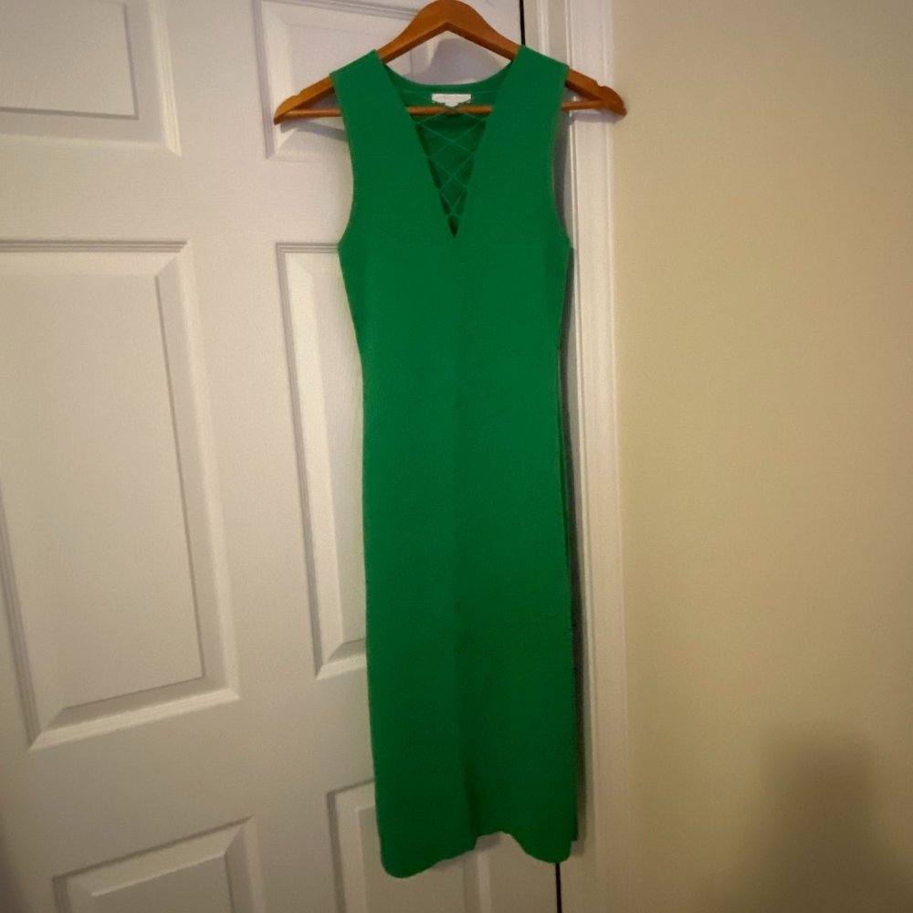 3/$35 NWOT Stretchy below knee